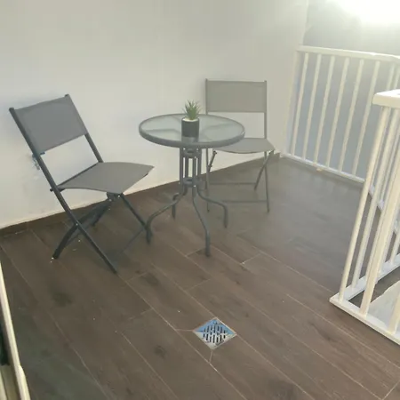 Aurora Penthouse Malta בית אירוח