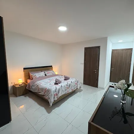 홈스테이 Aurora Penthouse Malta